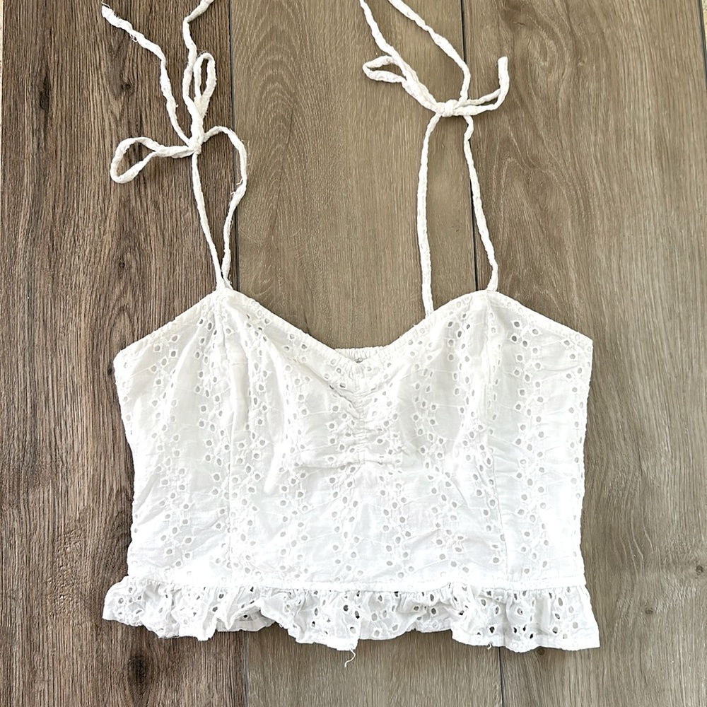 Hollister lace crop top!!